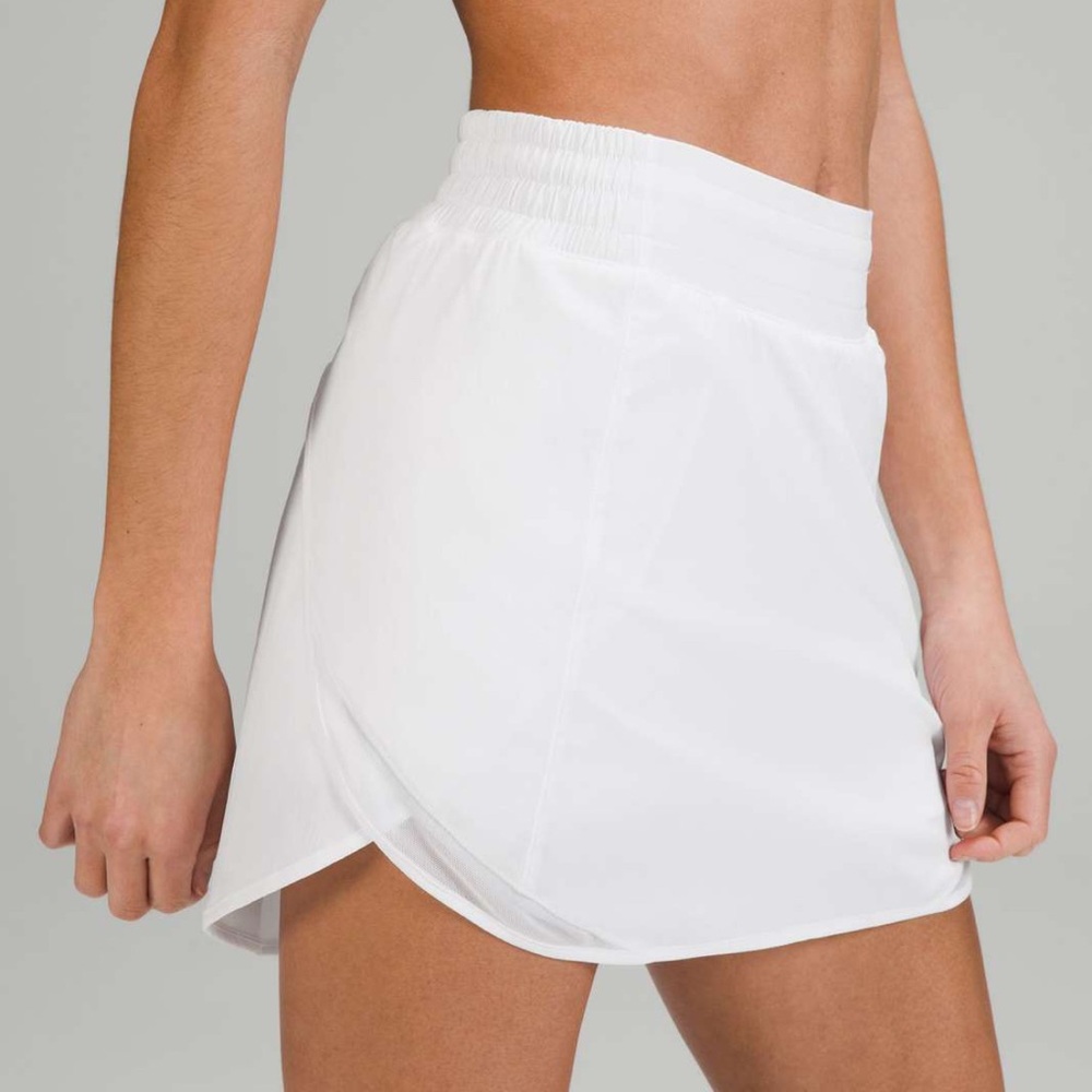 SOLD Lululemon Hotty Hot High-Rise Skirt in White Pickleball Tennis Golf Skort - Picture 2 of 16